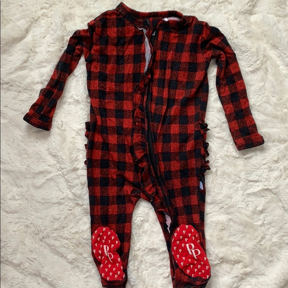 Posh Peanut Grayson ruffled footie